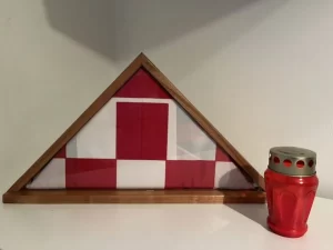 Kutija za memorijalnu zastavu Republike Hrvatske