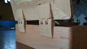 Kutija mala bez ukrasa