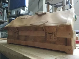 Kutija valovi i lišće