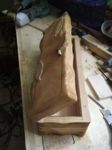 Kutija valovi i lišće