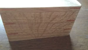 Kutija mala bez ukrasa