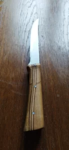 Svježe obnovljeni kuhinjski noževi